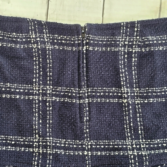 Vintage Xhileration Knit Ruffle Plaid Black & Ivory Cream Mini Skirt Zip up Back - Picture 4 of 5